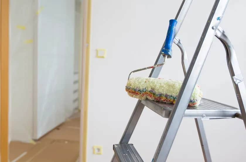 Ile kosztuje malowanie pokoju 25 m²? Ceny, które zaskoczą każdego!