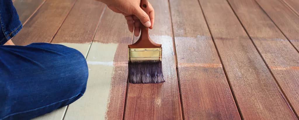 Jak malować bejcą dekoracyjną krok po kroku – uniknij najczęstszych błędów