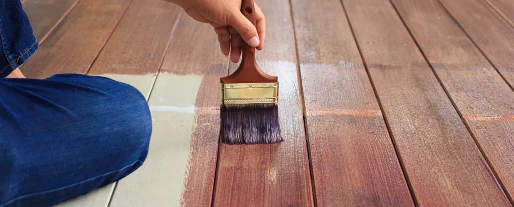 Jak malować bejcą dekoracyjną krok po kroku – uniknij najczęstszych błędów